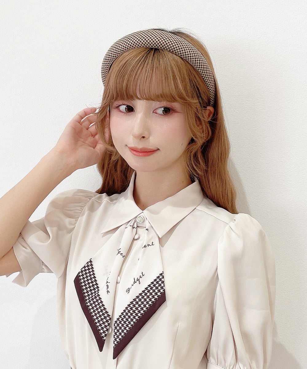 beige×brown