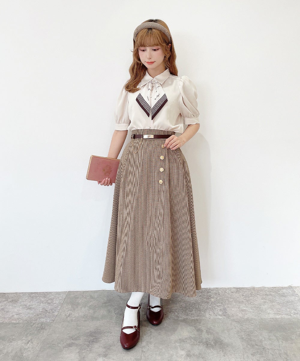 beige×brown